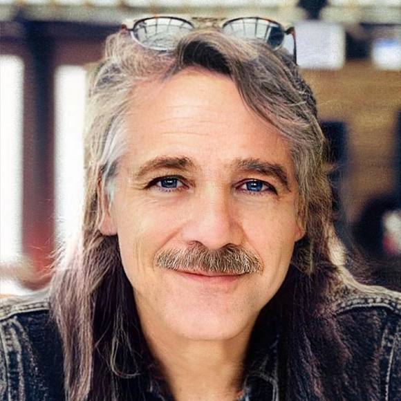 Meet your Posher, Skyler - Picture 1 of 1